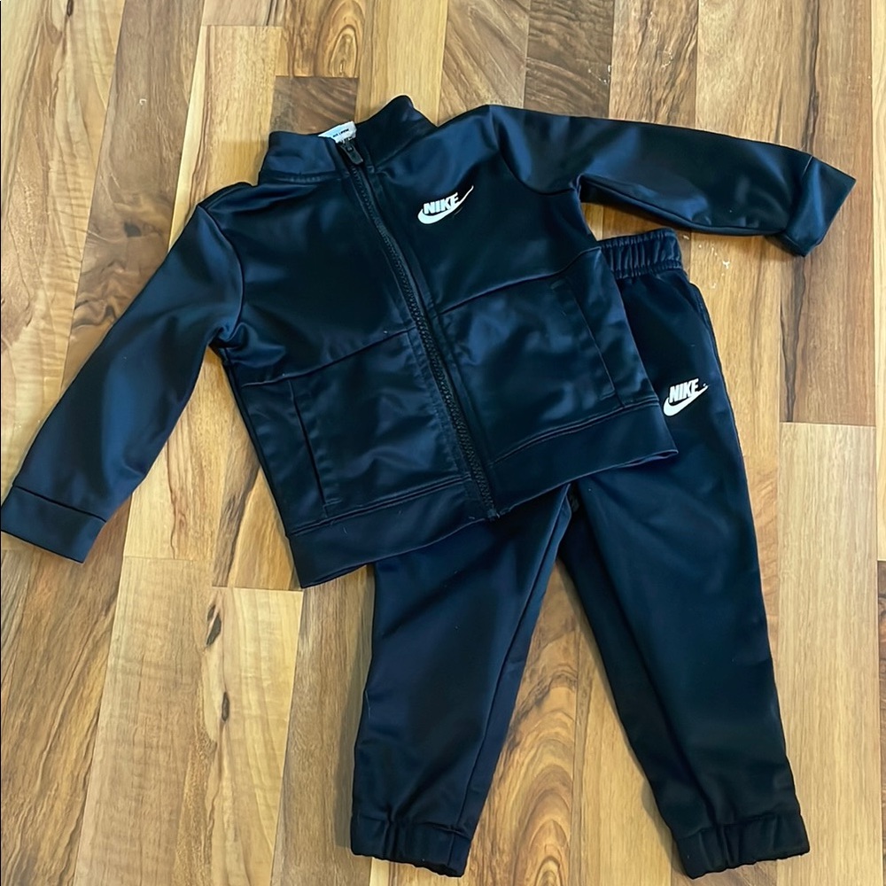 Nike Black Tracksuit Set
